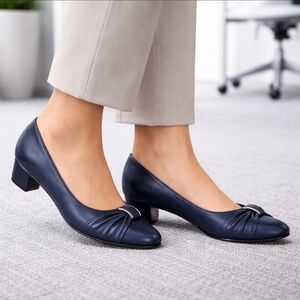 Easy Street Eloise Block Heel Pumps Navy Blue New In Box